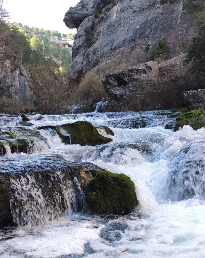 Ruta al nacimiento del Río Pitarque en Teruel