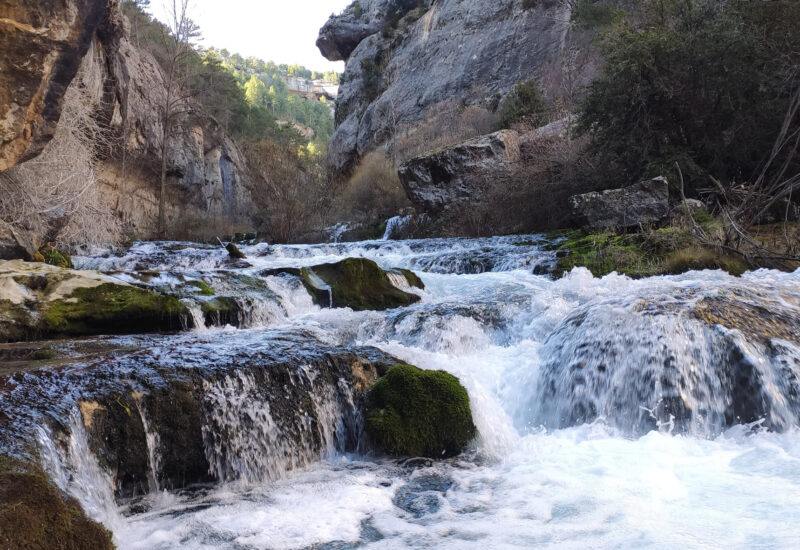 Ruta al nacimiento del Río Pitarque en Teruel