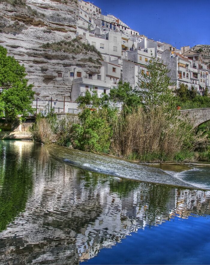 Alcalá del Júcar: sendero El Corciolico PR-AB 16 (Albacete)