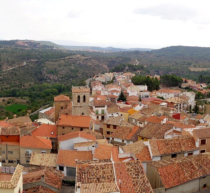Bejís: Fuente de los Cloticos, nacimiento del río Palancia y Estrecho del Cascajar (Castellón)