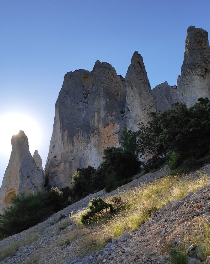 Les Agulles o Els Frares de la Serrella (Quatretondeta, Alicante)
