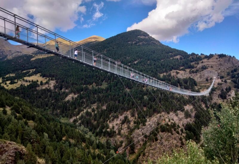 Puente tibetano de Canillo y Mirador del Roc del Quer (Andorra)