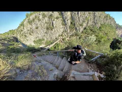 Chulilla: ruta de los puentes colgantes y el Charco Azul (Valencia)