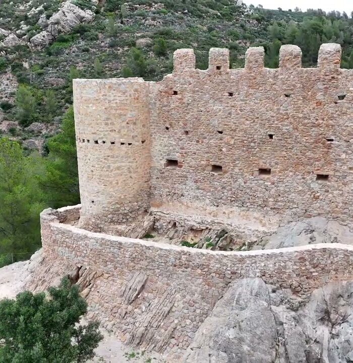 Castillo de l’Alcalatén y Ermita del Salvador (L’Alcora, Castellón)