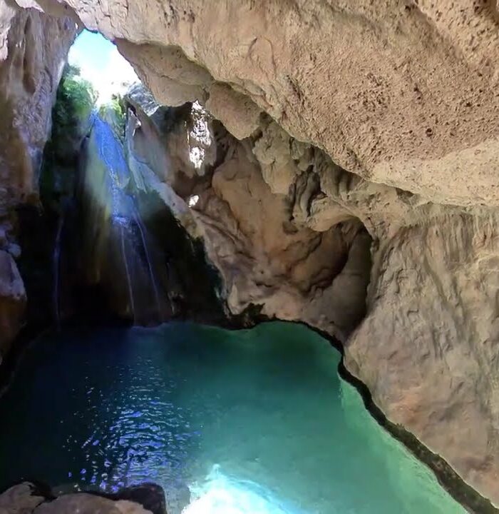 Cascada de Bercolón y piscifactoría de La Tosquilla (Tuéjar y Titaguas, Valencia)