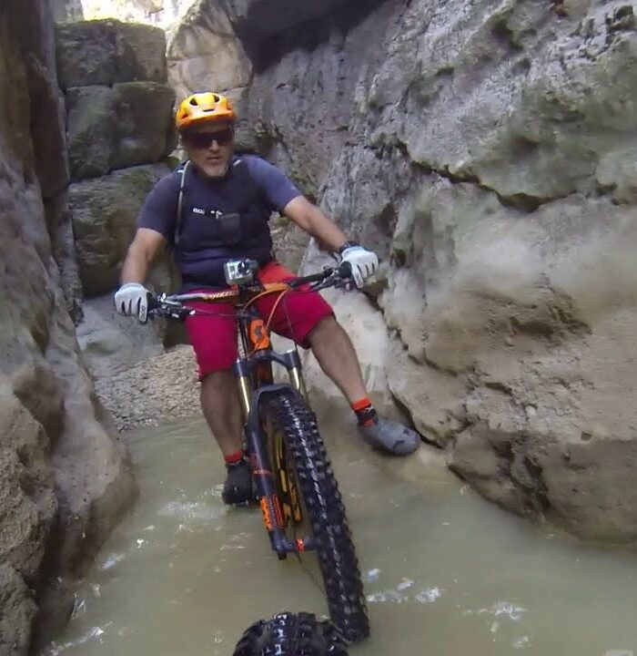 Aventura MTB en Teruel: Torres de Albarracín, Salto de Pero Gil y Barranco de la Hoz de Calomarde