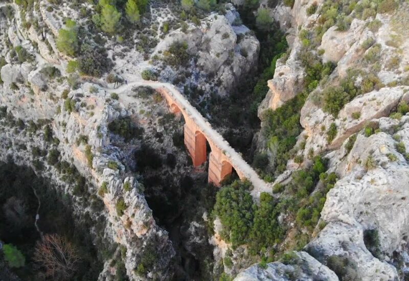 Acueducto romano de Peña Cortada a vista de dron (Tuéjar, Chelva y Calles)